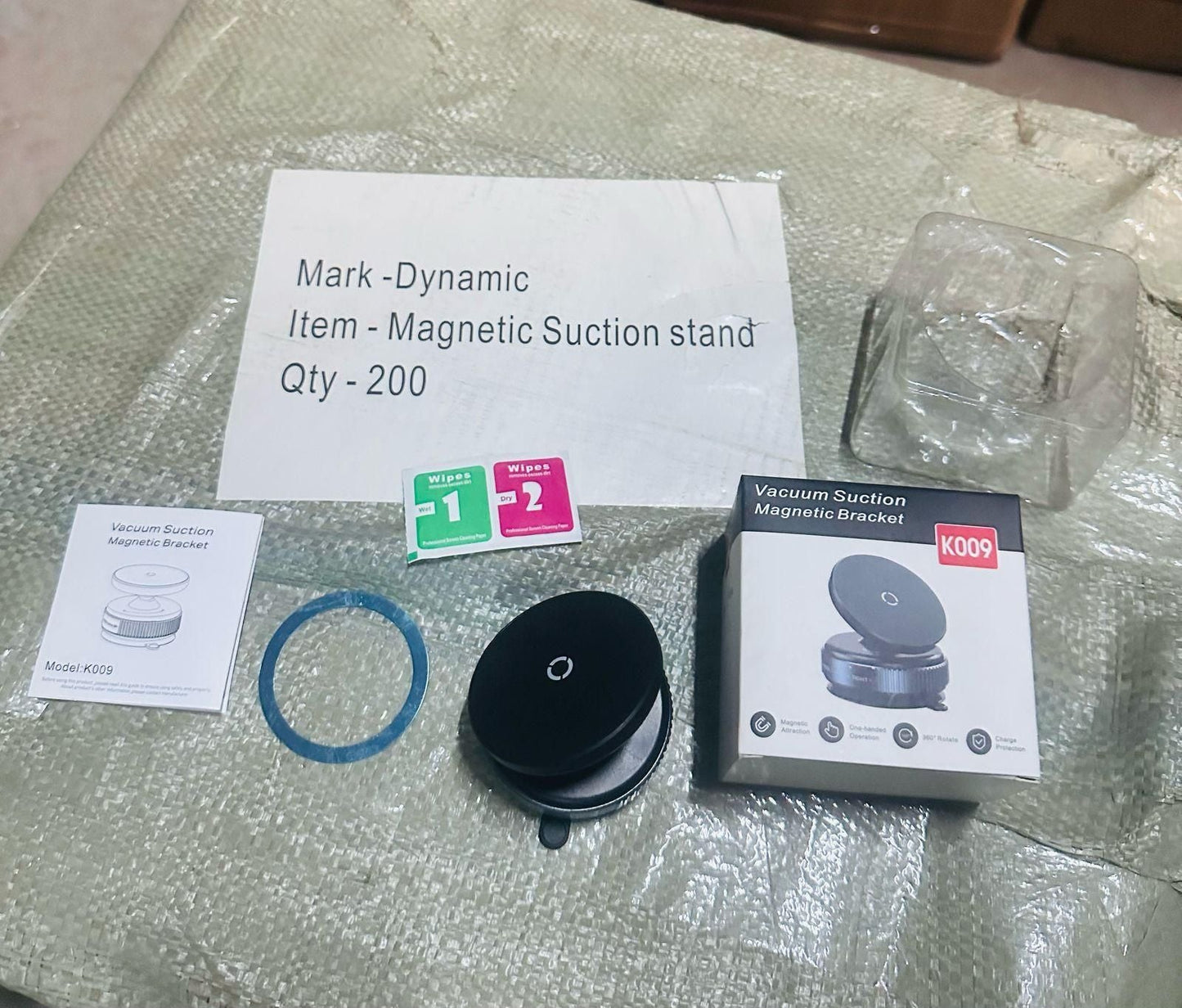 Magnetic Car/Desk Phone Holder with ultra Vacuum Suction (360° Rotation)